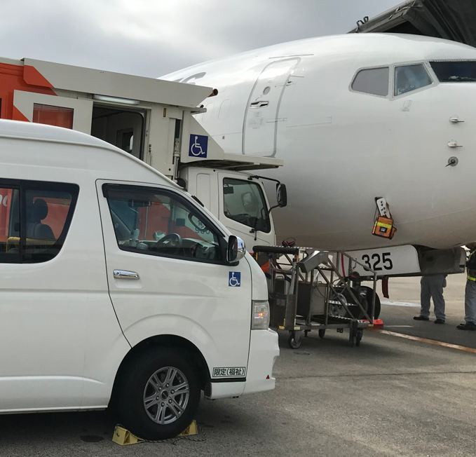飛行機を使った搬送設計の例