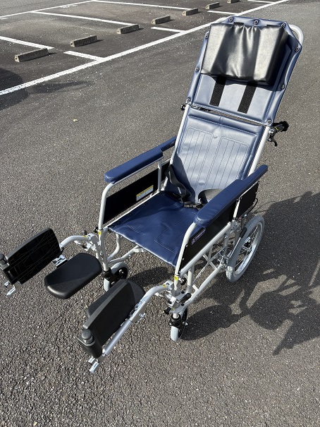 ２号車リクライニング車椅子1